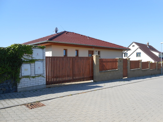 Pohony, brány, kovovýroba
